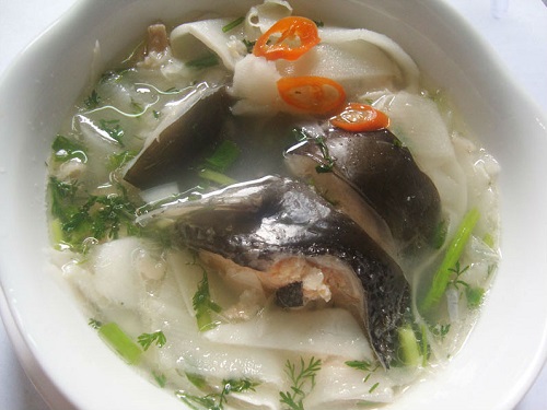 cá tầm nấu măng chua